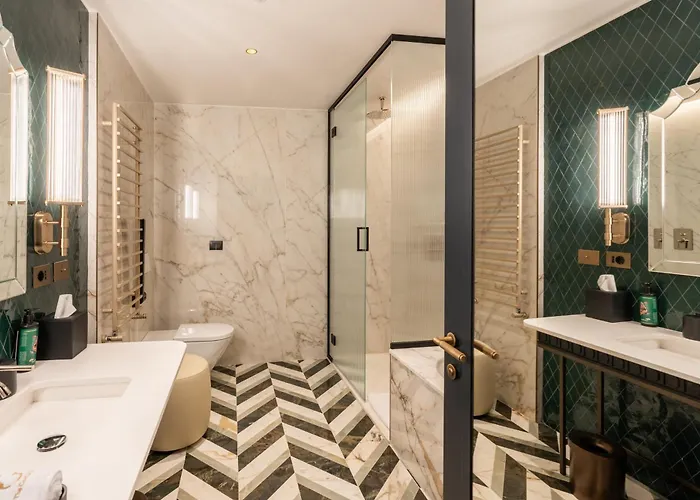 The Goethe - Small Luxury Of The World 5* Roma